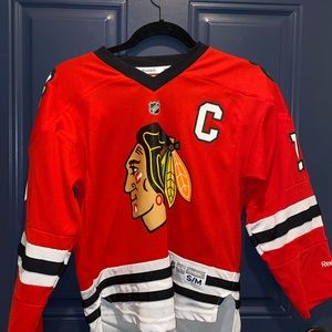 NEW KIDS BLACKHAWKS JERSEY❤️🖤